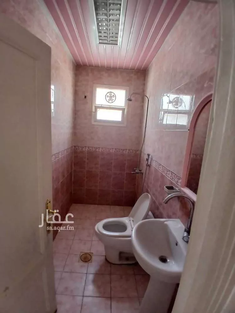 شقة للإيجار في شارع أبي الكرم الحمامي, حي الملك فيصل, مدينة الرياض, منطقة الرياض صورة 4