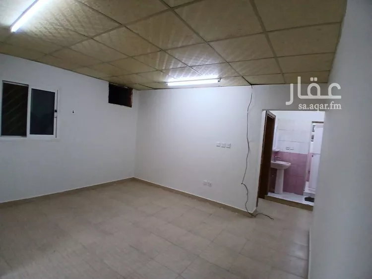 شقة للإيجار في شارع محمد بن عثيمين, حي الملك فيصل, مدينة الرياض, منطقة الرياض