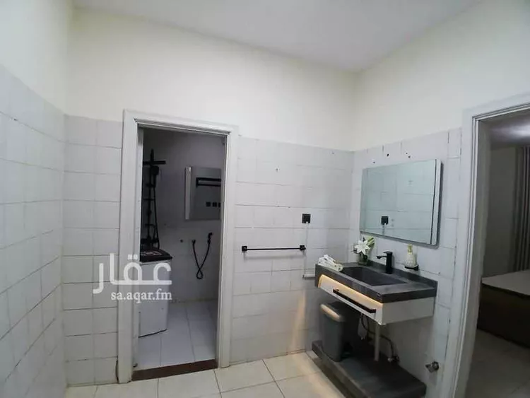 شقة للإيجار في شارع الزين السنبكي, حي الملك فيصل, مدينة الرياض, منطقة الرياض صورة 4