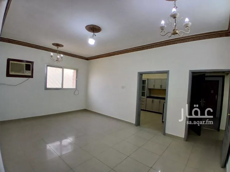 شقة للإيجار في شارع ابن رشيق, حي الملك فيصل, مدينة الرياض, منطقة الرياض صورة 3