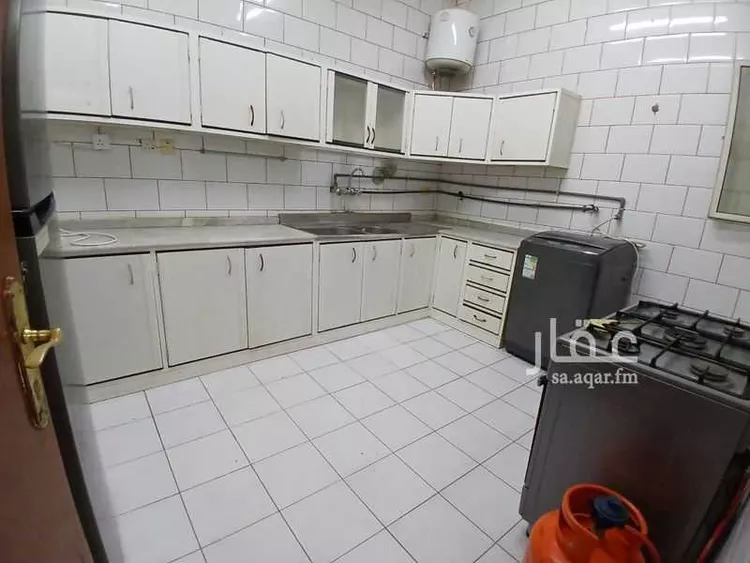 شقة للإيجار في شارع عاصم الكاتب, حي الملك فيصل, مدينة الرياض, منطقة الرياض صورة 4