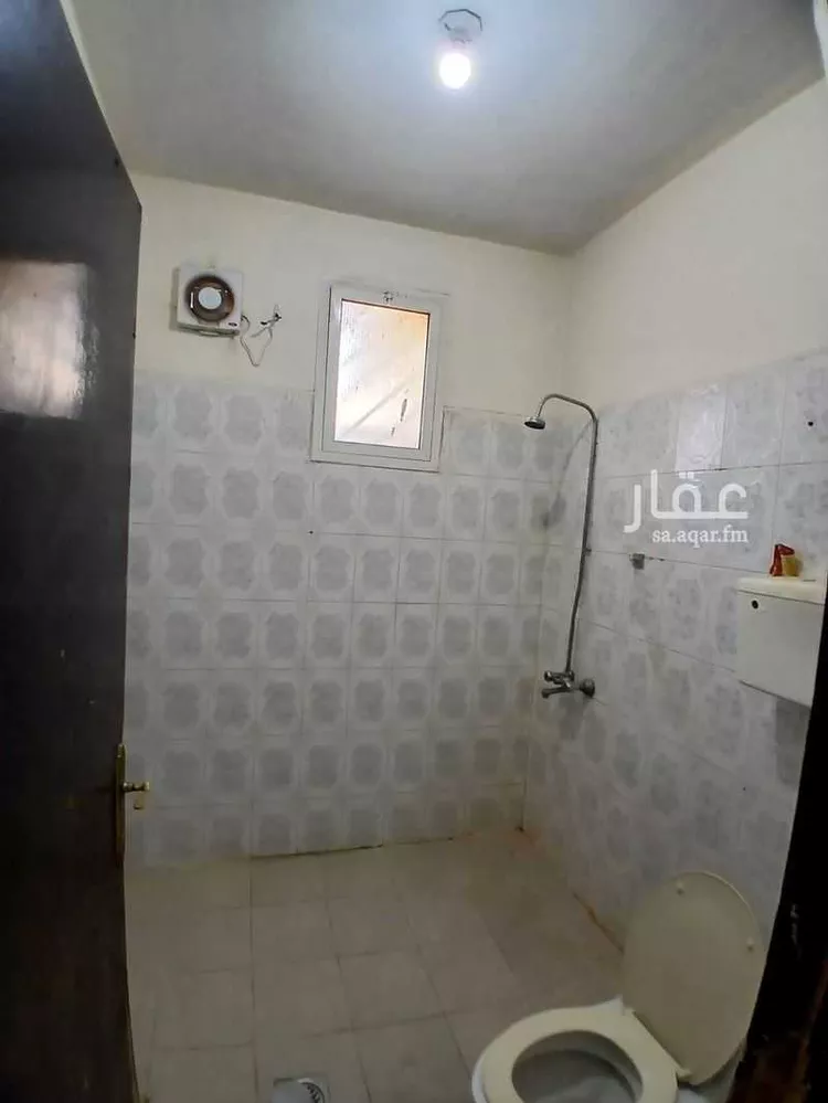 شقة للإيجار في شارع عاصم الكاتب, حي الملك فيصل, مدينة الرياض, منطقة الرياض صورة 4