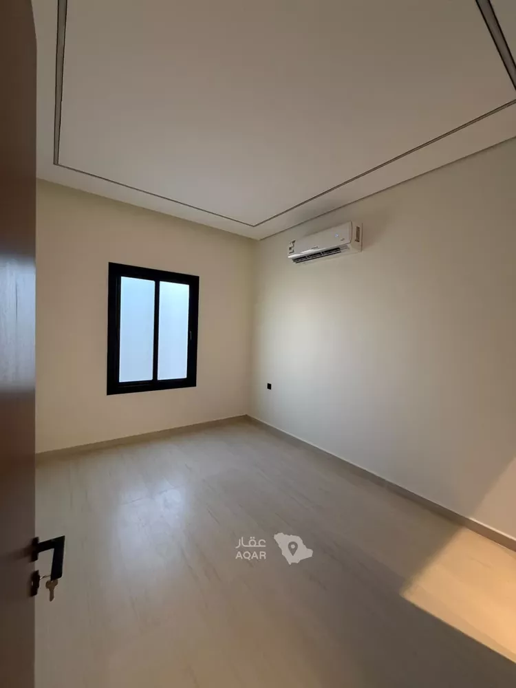 Floor for Rent in Riyadh King Faisal 4