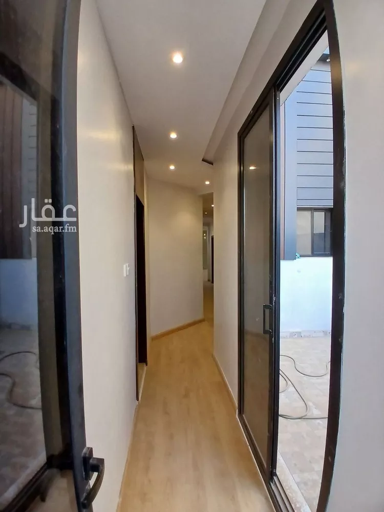 فيلا للإيجار في شارع خلف الحريري, حي الخليج, مدينة الرياض, منطقة الرياض صورة 2
