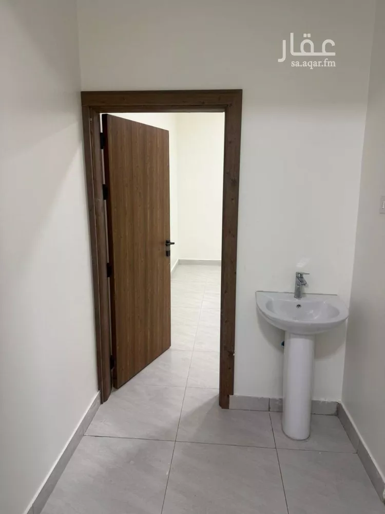 عمارة للإيجار في شارع ابي سعيد الخدري, حي الخليج, مدينة الرياض, منطقة الرياض صورة 5