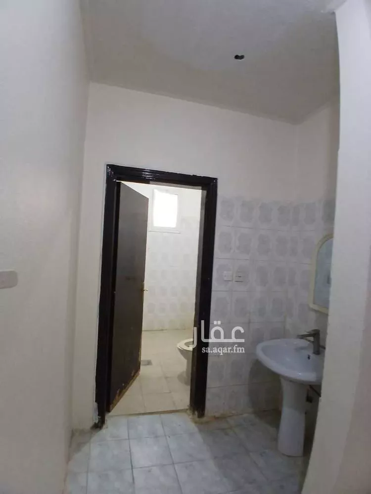 شقة للإيجار في شارع عاصم الكاتب, حي الملك فيصل, مدينة الرياض, منطقة الرياض صورة 5