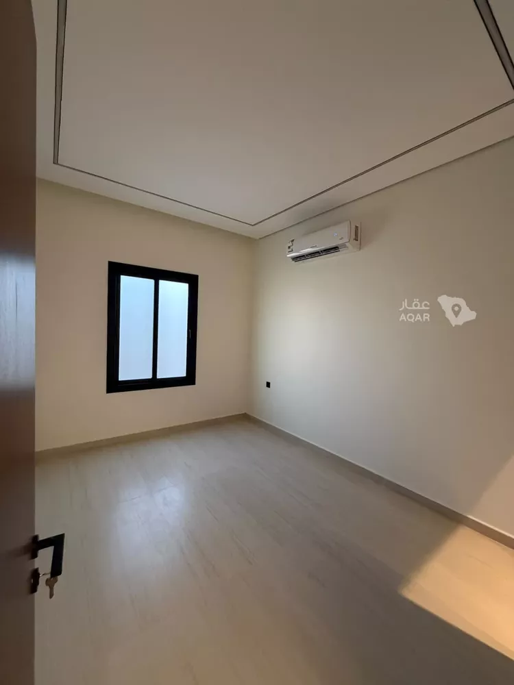 Floor for Rent in Riyadh King Faisal 2