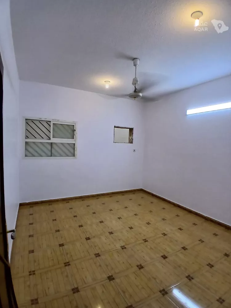 شقة للإيجار في شارع ابن رشيق, حي الملك فيصل, مدينة الرياض, منطقة الرياض 9