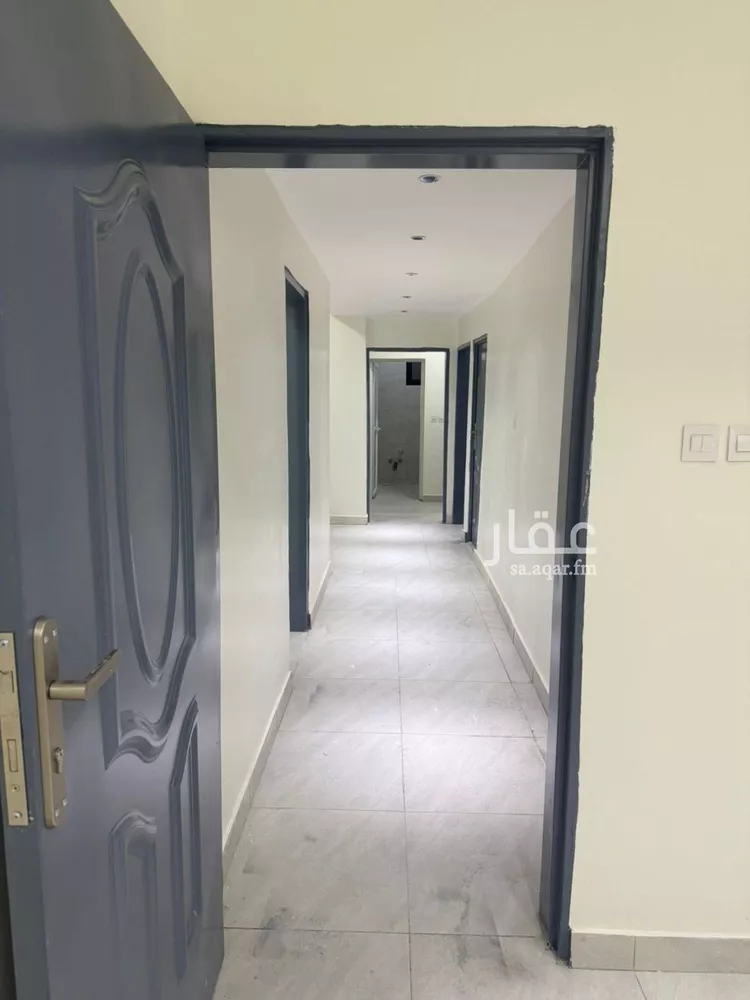 عمارة للإيجار في شارع ابي سعيد الخدري, حي الخليج, مدينة الرياض, منطقة الرياض