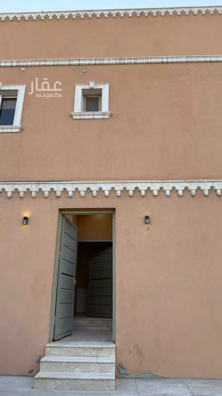 Floor for Rent in Riyadh Al Malqa 6