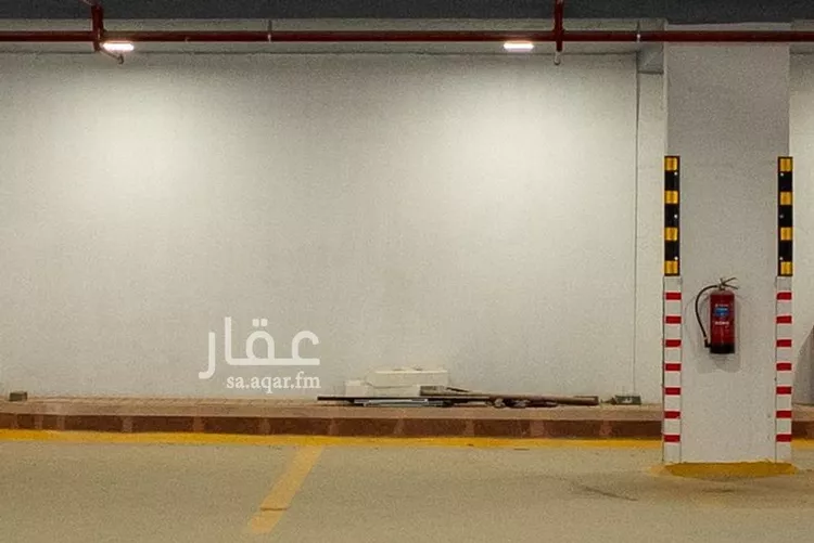 عمارة للإيجار في شارع عمر بن عبدالعزيز, حي الملز, مدينة الرياض, منطقة الرياض 16