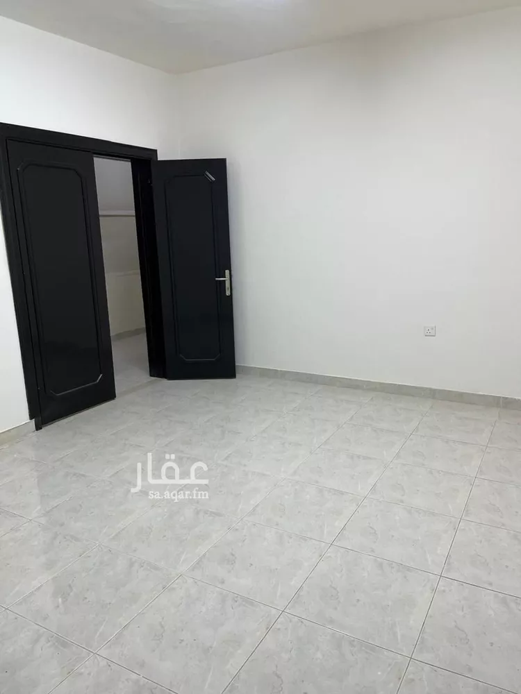 شقة للإيجار في شارع محمد بن مسلمة الأنصاري, حي الملز, مدينة الرياض, منطقة الرياض صورة 3