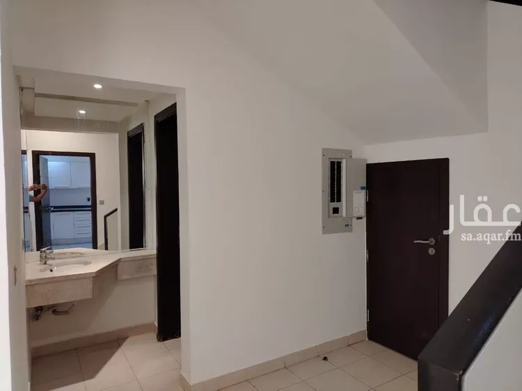 فيلا للإيجار في شارع الصويفي, حي قرطبة, مدينة الرياض, منطقة الرياض صورة 2