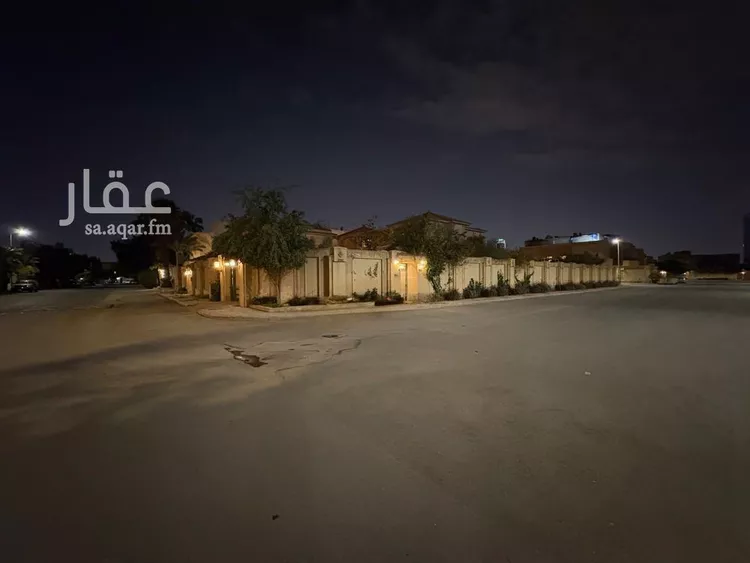 فيلا للبيع في شارع خميس الشعراء, حي المحمدية, مدينة الرياض, منطقة الرياض صورة 5