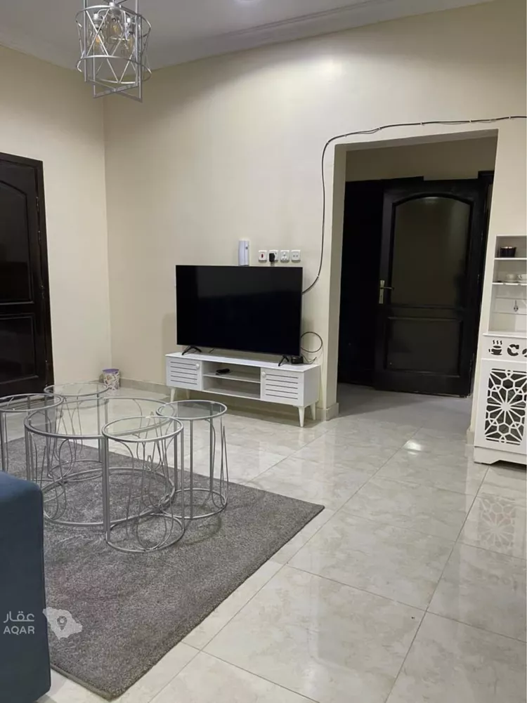 شقة للإيجار في شارع ثابت ابن خالد ابن النعمان ، حي الدفاع ، المدينة المنورة ، منطقة المدينة المنورة
