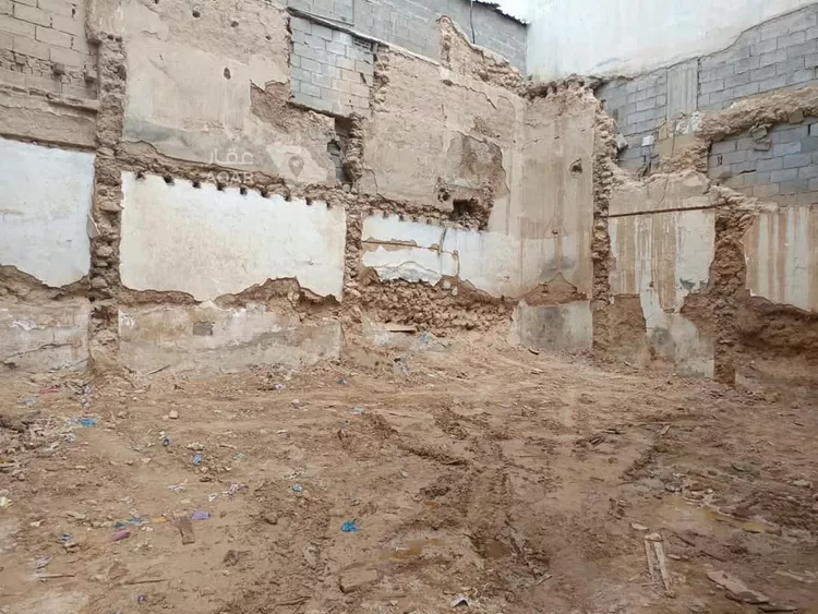 أرض للبيع في شارع القبيل, حي عتيقة, مدينة الرياض, منطقة الرياض 4