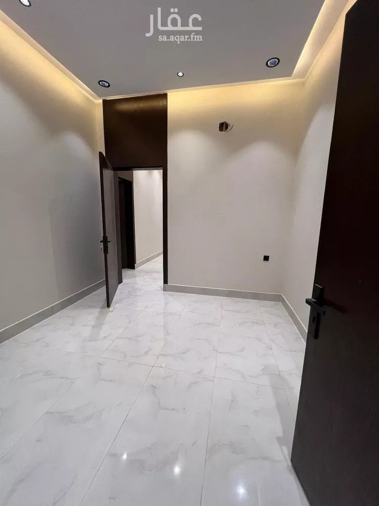 دور للبيع في شارع شيبان بن أبي شيبة, حي الرمال, مدينة الرياض, منطقة الرياض صورة 5