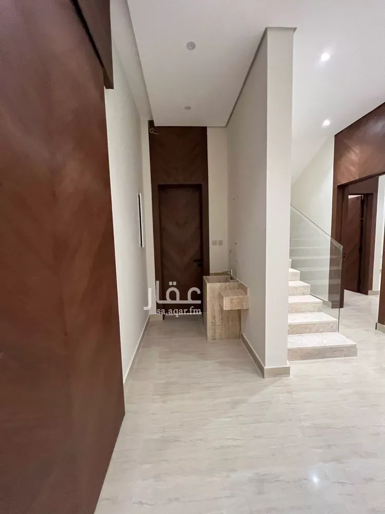 فيلا للبيع في شارع نصيب بن رباح, حي الفاروق, مدينة الرياض, منطقة الرياض صورة 5