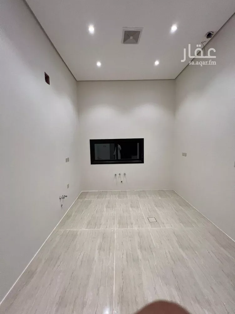 فيلا للبيع في شارع نصيب بن رباح, حي الفاروق, مدينة الرياض, منطقة الرياض صورة 2