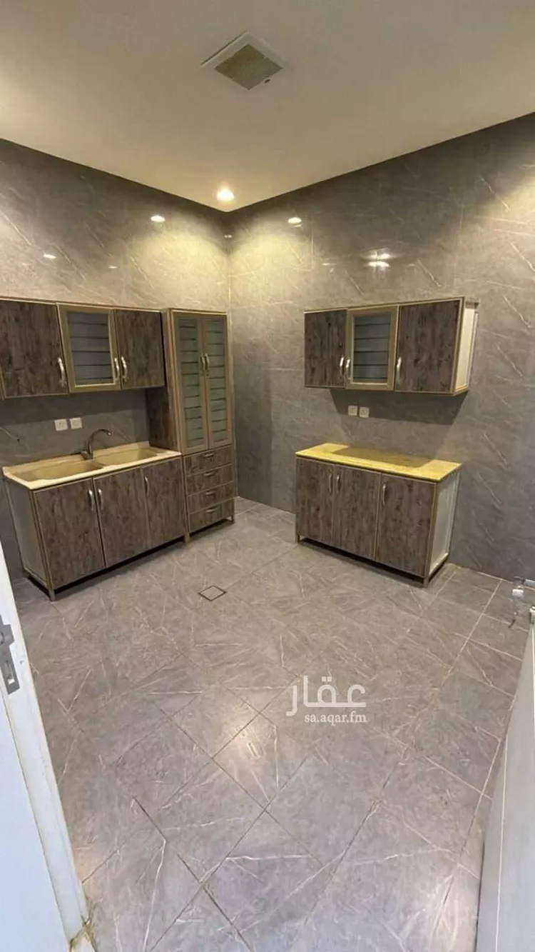 شقة للإيجار في شارع مالك الخدري, حي الجامعة, مدينة ثادق, منطقة الرياض صورة 3