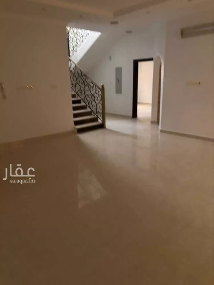 فيلا للإيجار في شارع النبية, حي ظهرة لبن, مدينة الرياض, منطقة الرياض صورة 3