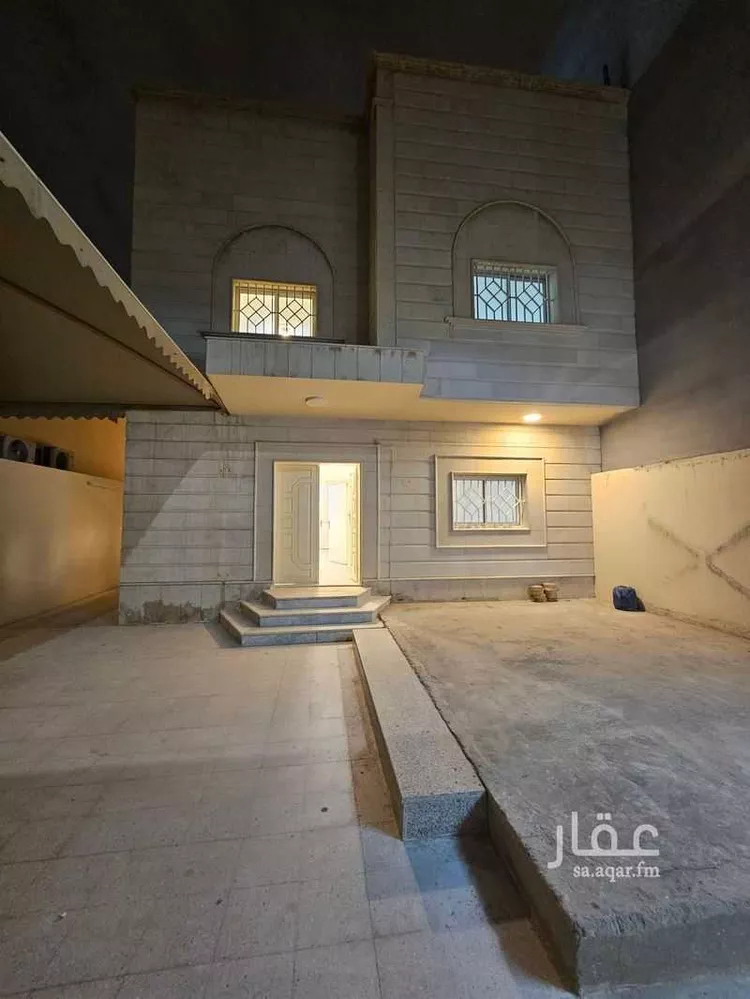 فيلا للإيجار في شارع  محمد التركي, حي الروضة, مدينة الرياض, منطقة الرياض 1 صورة