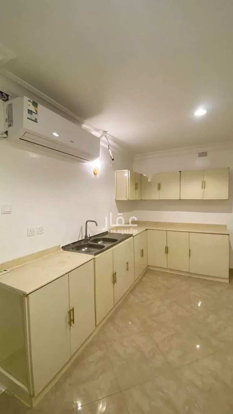 دور للإيجار في شارع ابن رشيق, حي الملك فيصل, مدينة الرياض, منطقة الرياض صورة 5