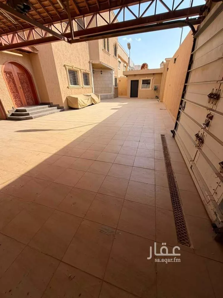 فيلا للبيع في شارع القاضي, حي الملك فهد, مدينة الرياض, منطقة الرياض صورة 4