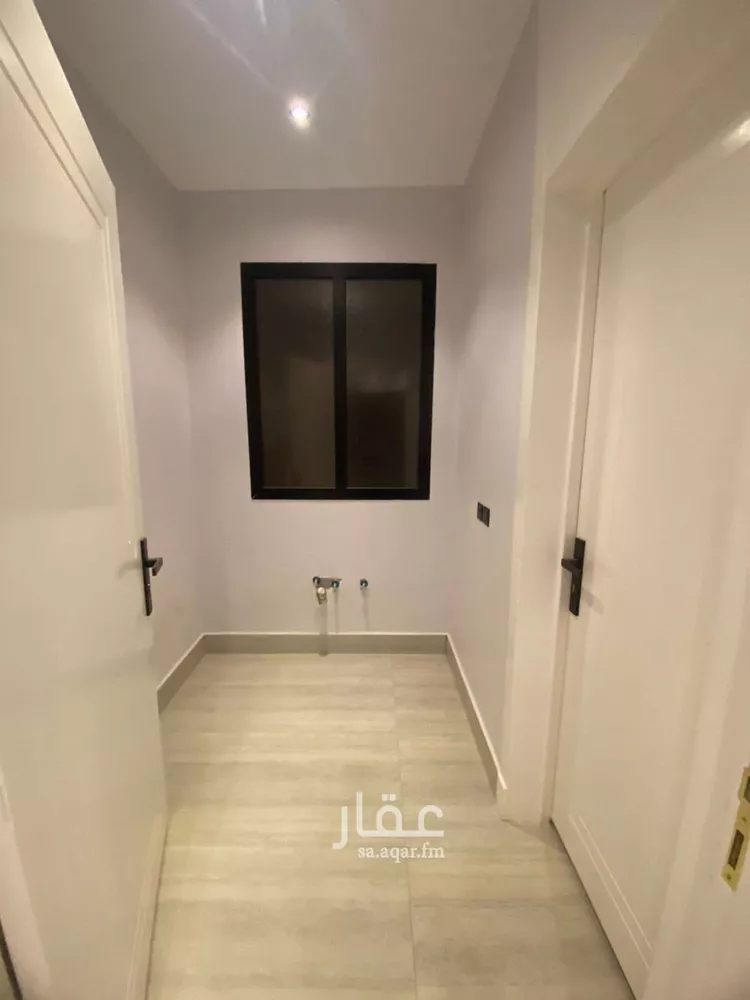 دور للبيع في شارع علي البجادي, حي الرمال, مدينة الرياض, منطقة الرياض صورة 4