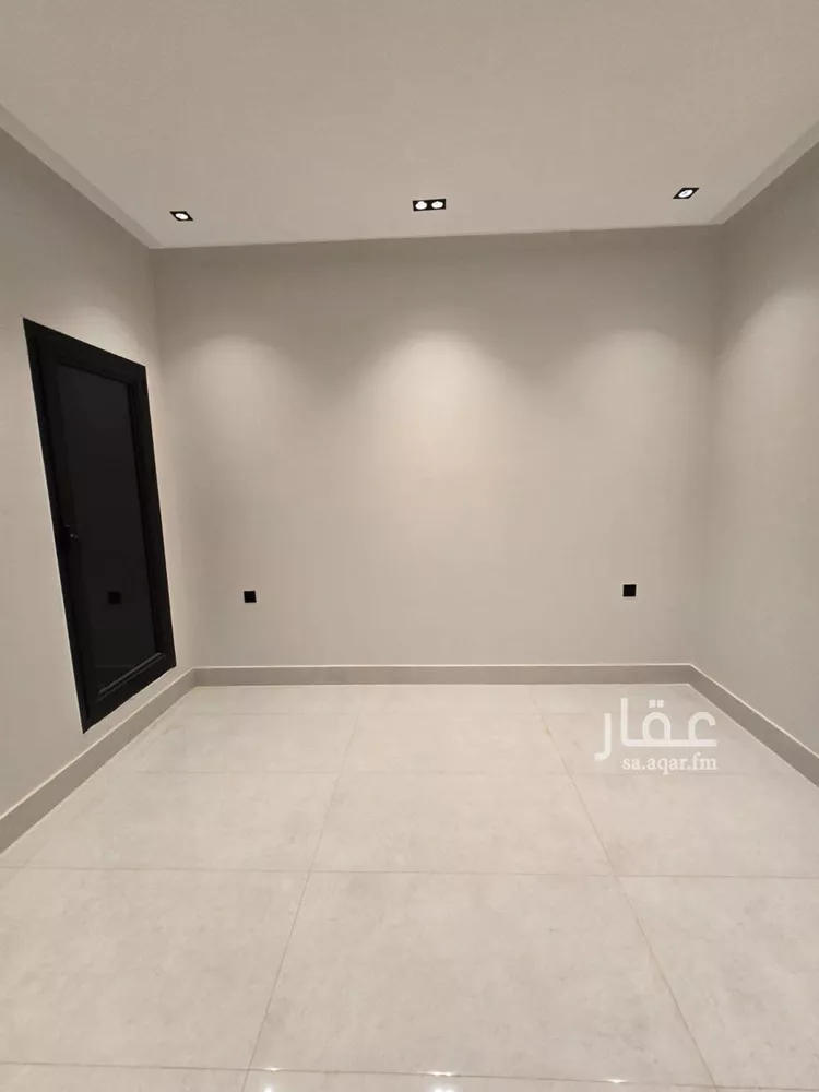 فيلا للبيع في شارع عبدالرحمن بن سلامة, حي البيان, مدينة الرياض, منطقة الرياض صورة 5