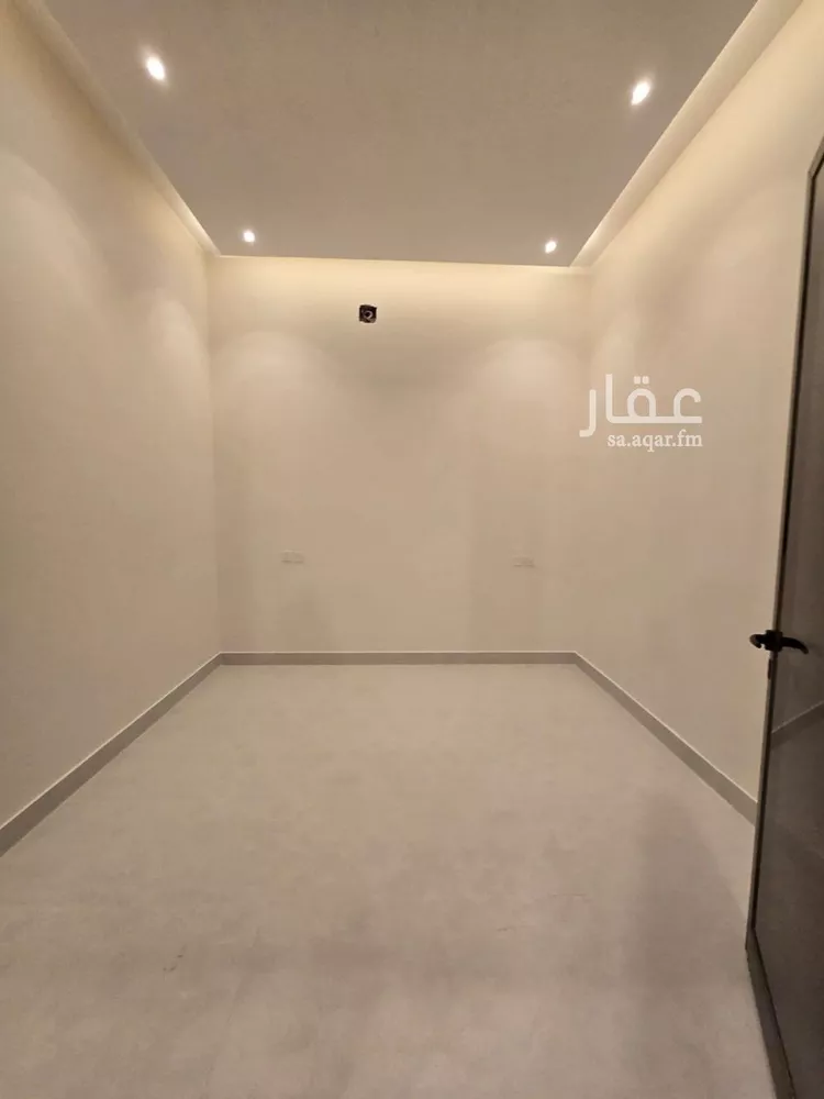 شقة للبيع في شارع محمد بن غريب, حي المعيزيلة, مدينة الرياض, منطقة الرياض صورة 3