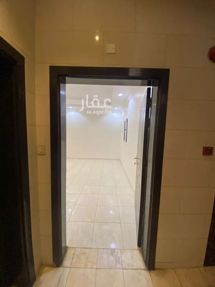 شقة للبيع في شارع سويد بن علي, حي القيم الأعلى, مدينة الطائف, منطقة مكة المكرمة صورة 4