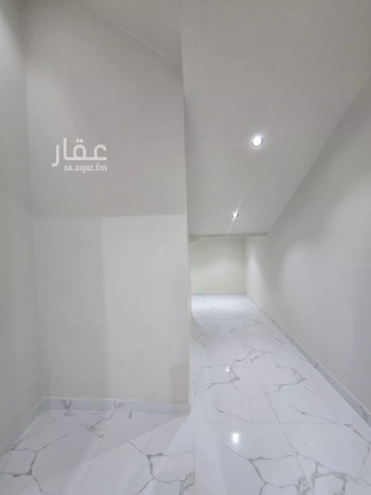 فيلا للبيع في شارع ابي القاسم الحلبي, حي الرحاب, مدينة الطائف, منطقة مكة المكرمة صورة 2