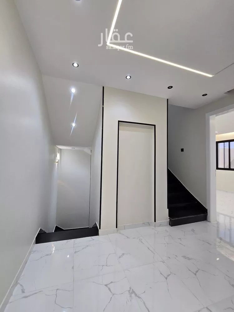 فيلا للبيع في شارع احمد بن حيوس, حي الرحاب, مدينة الطائف, منطقة مكة المكرمة صورة 2