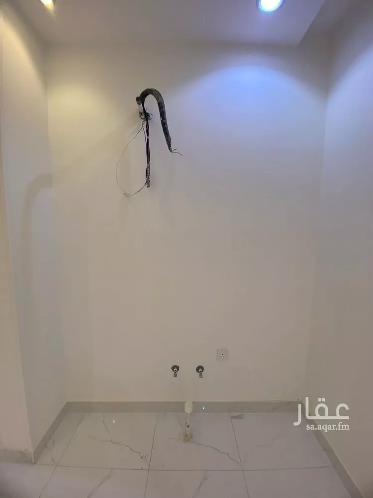 فيلا للبيع في شارع اوس ابن خولي, حي الأخباب, مدينة الطائف, منطقة مكة المكرمة صورة 2