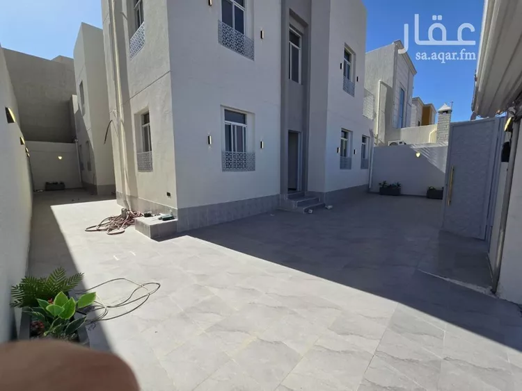 فيلا للبيع في شارع الشهاب بن رسلان, حي الرحبة, مدينة الطائف, منطقة مكة المكرمة 9