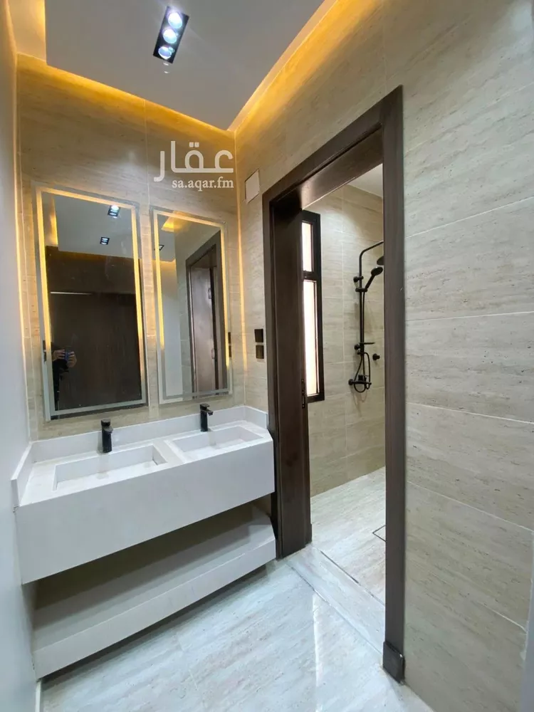 Villa for Sale in Al Jumum Al Ghozaait 7
