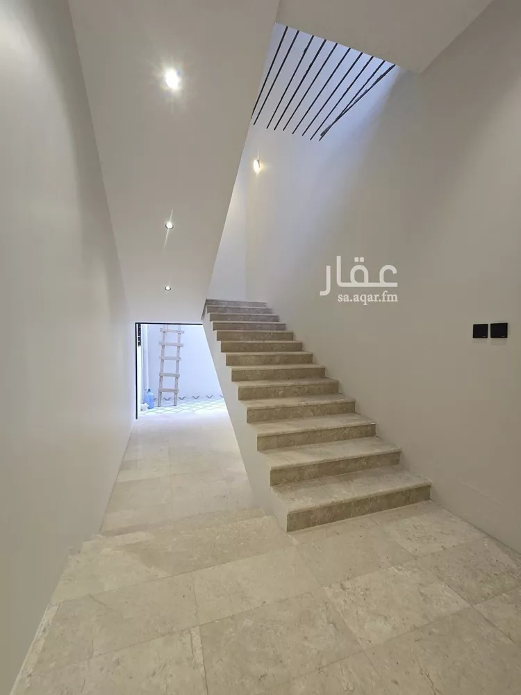 فيلا للبيع في شارع جابر ابن عبدالله الانصاري, حي وادي جليل, مدينة الطائف, منطقة مكة المكرمة صورة 4