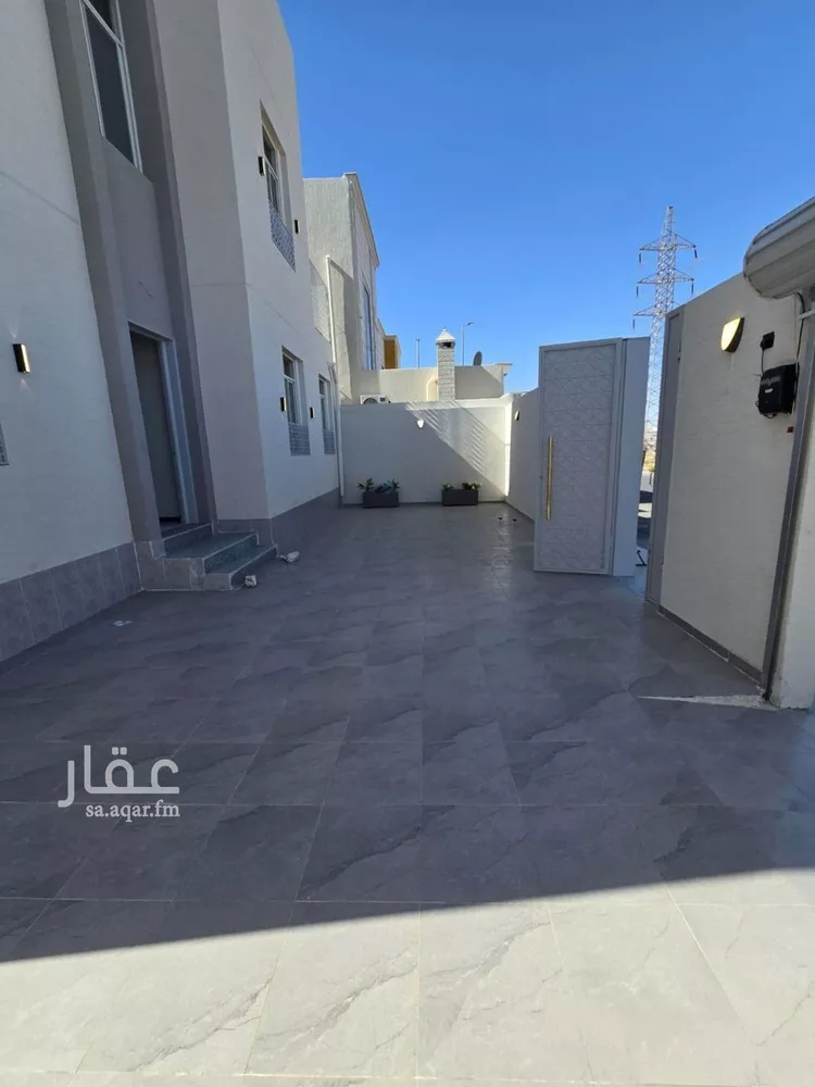 فيلا للبيع في شارع الشهاب بن رسلان, حي الرحبة, مدينة الطائف, منطقة مكة المكرمة صورة 2