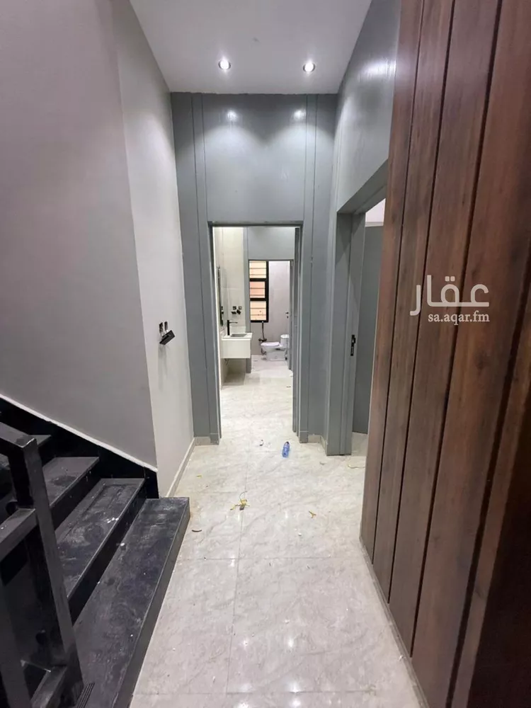 دور للبيع في شارع الفل, حي عكاظ, مدينة الرياض, منطقة الرياض صورة 4