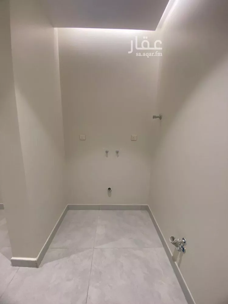 شقة للبيع في شارع عثمان الداني, حي بطحاء قريش, مدينة مكة المكرمة, منطقة مكة المكرمة 13