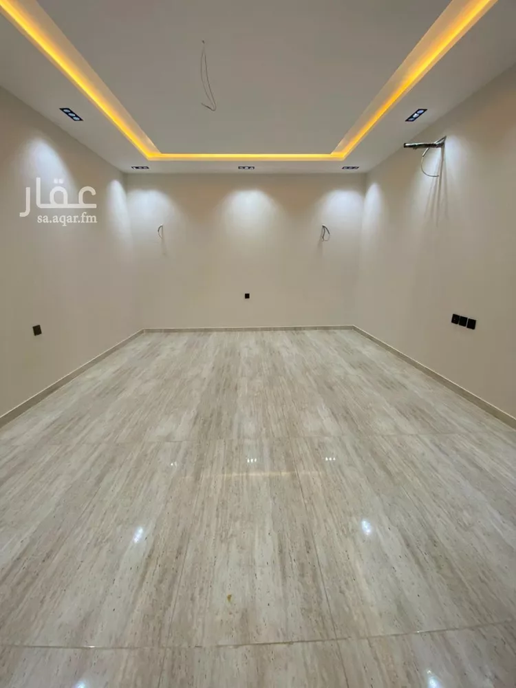 Villa for Sale in Al Jumum Al Ghozaait 21