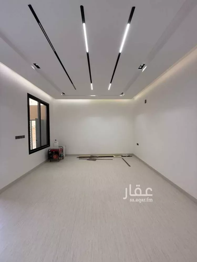 فيلا للبيع في شارع صلاح الدين الصفدي, حي الرمال, مدينة الرياض, منطقة الرياض صورة 4