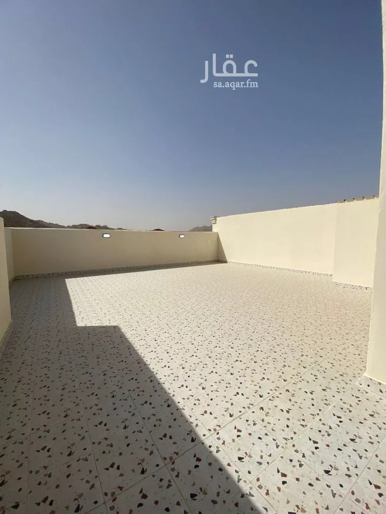 فيلا للبيع في شارع ثابت ابن صهيب ابن كرز, حي الفتح, مدينة الجموم, منطقة مكة المكرمة صورة 3