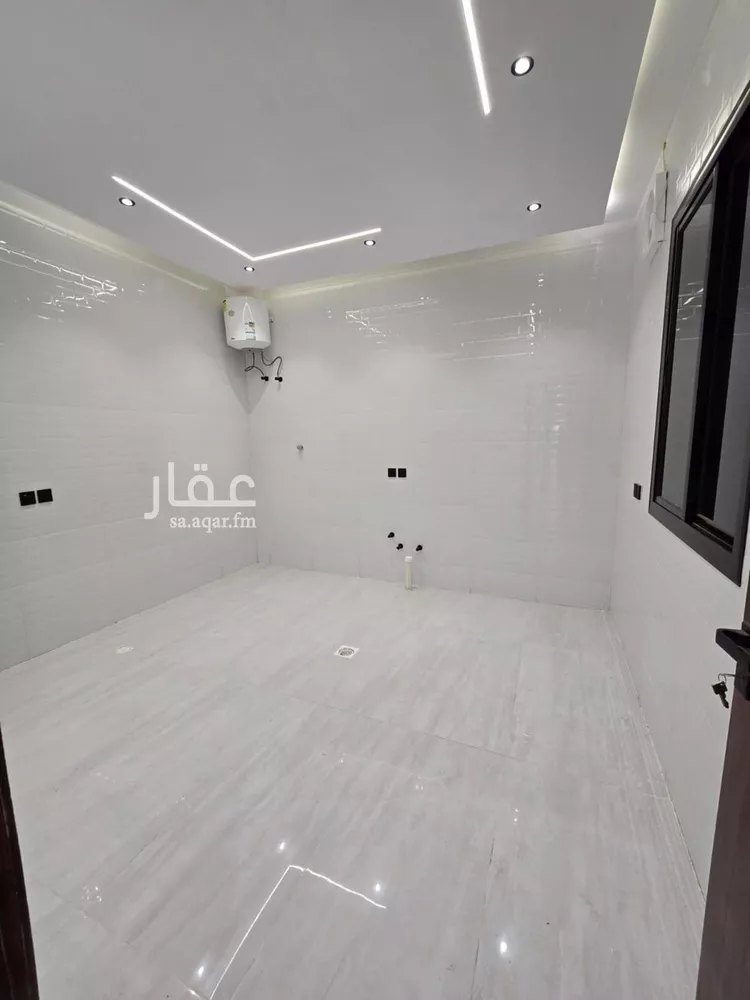 فيلا للبيع في شارع الجامع الاموي, حي الواسط, مدينة الطائف, منطقة مكة المكرمة صورة 5