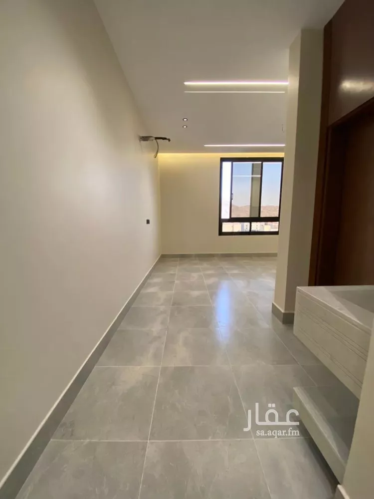 فيلا للبيع في شارع ادهم محرز, حي الهجلة الجديد, مدينة مكة المكرمة, منطقة مكة المكرمة صورة 3