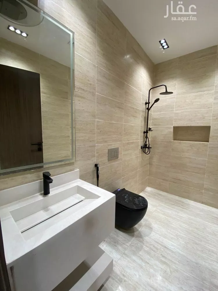 Villa for Sale in Al Jumum Al Ghozaait 6