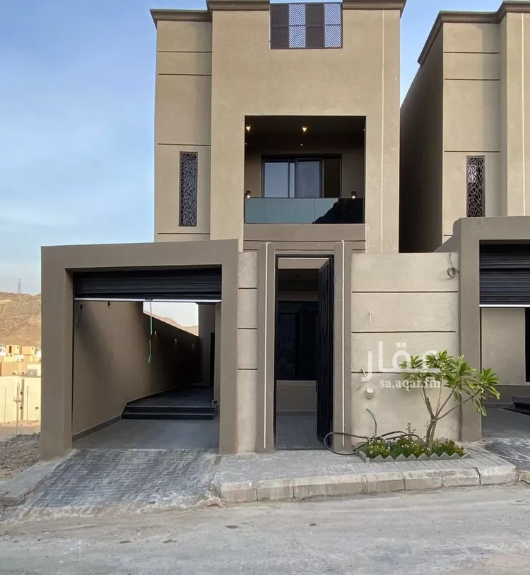 فيلا للبيع في شارع ادهم محرز, حي الهجلة الجديد, مدينة مكة المكرمة, منطقة مكة المكرمة