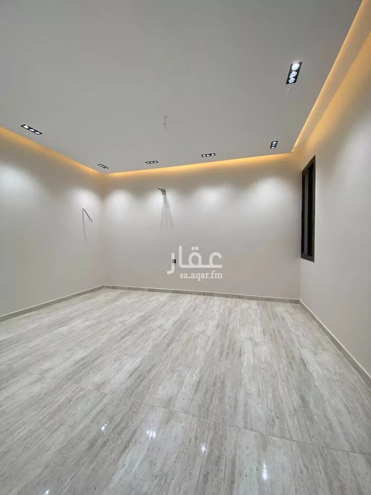 Villa for Sale in Al Jumum Al Ghozaait 18