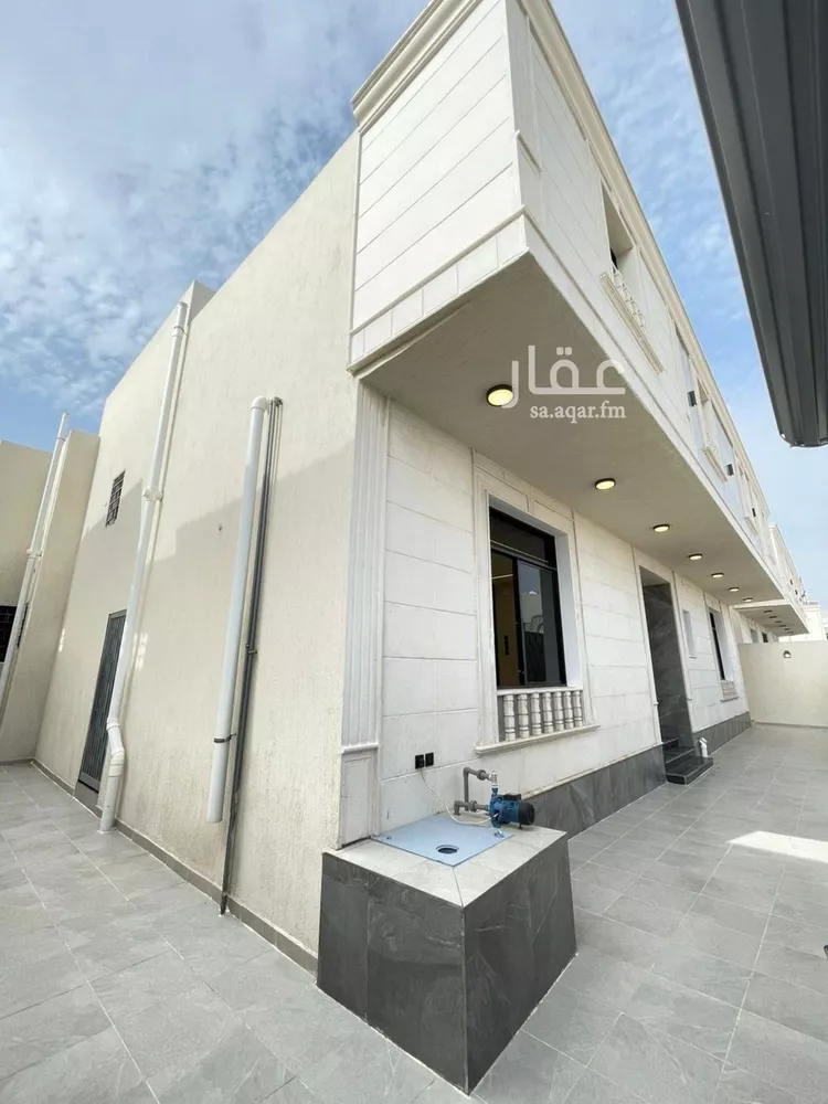 فيلا للبيع في شارع شارع المحير, حي الشرائع, مدينة مكة المكرمة, منطقة مكة المكرمة 9